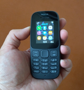 诺基亚1010彩屏直板手机,95新原装无拆修,信号超好,待机