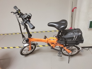 微单s6l代驾专用车,用了半年99新.能跑四十公里.不要问我