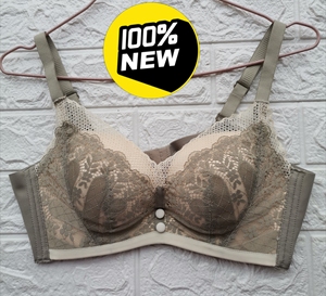 38/85文胸 自由天堂品牌!四排三扣无钢圈!奶绿色2cm左