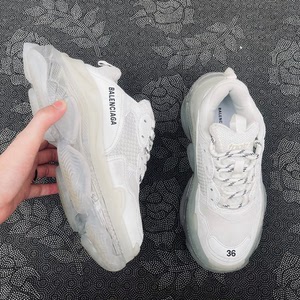 巴黎世家老爹鞋triples纯白气垫