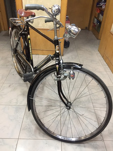 永久13型锰钢高级别自行车,上世纪八十年代生产,品相完好,全