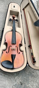 FineLegend 凤灵4/4 小提琴，面板对称均匀，手感