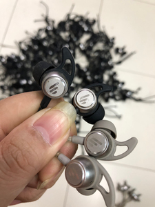 原装二手漫步者w300bt磁吸蓝牙耳机剪线单元石墨烯双动圈单