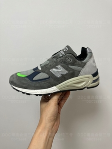 MADNESS x NB 990 V2联名款,美产