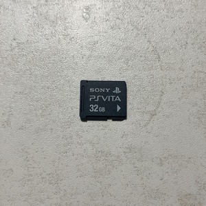 索尼PSV原装正品内存卡记忆棒32G，正常上机使用稳定，原装