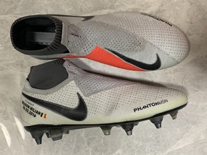 德布劳内 落场球鞋 曼城