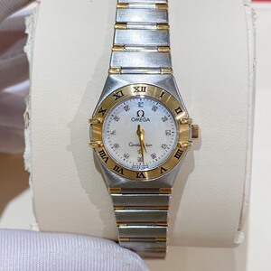 欧米茄石英女表,星座系列,表径22.5mm,间金表链,贝母盘