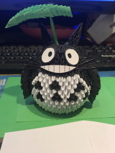 三角插折纸小龙猫,纯手工,成品,刚做好,视频拍的很清楚,幼儿