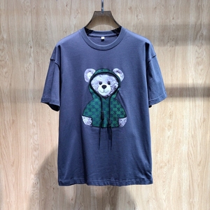 出闲置古驰gucci休闲宽松小熊短袖t恤, 任何人都可以轻松