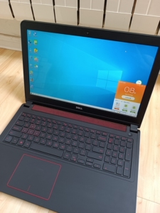 戴尔游匣15-5577笔记本电脑 i5 7300hq 8g内