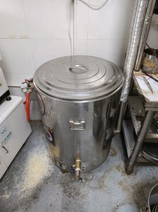 九鼎王9成新直径50燃气方管煮面炉