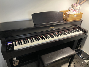 雅马哈电钢琴clp635