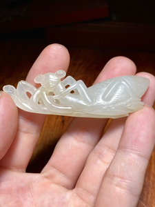 清代和田玉籽料 玉螳螂挂件把件摆件 古玉老玉 明清玉 古玩收