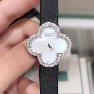 5新/盒证] 梵克雅宝日月星辰carn25800自动机械手表白金女表0人付款