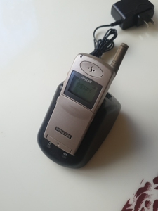 三星600c下翻盖经典老款怀旧手机