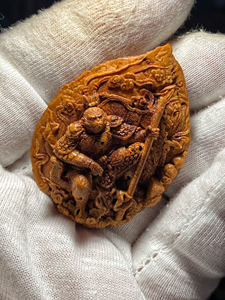 核雕桃核齐天大圣