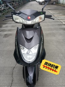 20年zf—ky珠峰125踏板车,九成新.发动机巴适得板,有
