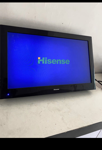 原装海信32寸液晶电视,效果好,没毛病,有遥控,有挂架,电视