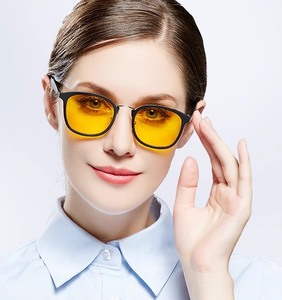 德国品牌，哈啰防蓝光眼镜，款号：EVG1801800男女通用