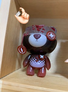 撕裂熊二代盲盒