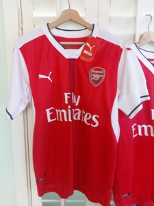 彪马 阿森纳 2016-17赛季全新主场球衣,两件s尺码,两