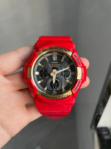 几乎全新卡西欧狗年限定光动能电波手表红金配色g-shock