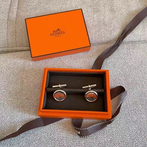 0858745144淘宝hermes爱马仕 袖扣 新款 双h logo银色袖钉0人付款