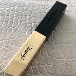 ysl圣罗兰小金条口红 21号色,余量如图 6,7月份买的