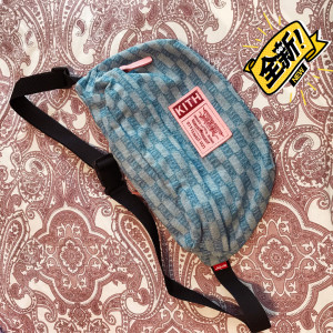 kith levis联名 李维斯蓝色牛仔胸包斜挎包