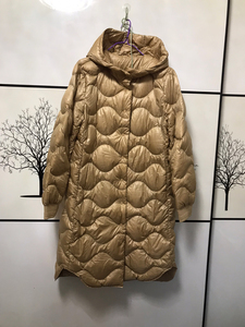 newear纽厄尔女士羽绒服,白鸭绒,都是专柜购买,看好拍不