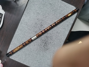 张吉昌精品竹笛,c调.8年老竹,音色细腻,省劲好吹,全牛角配