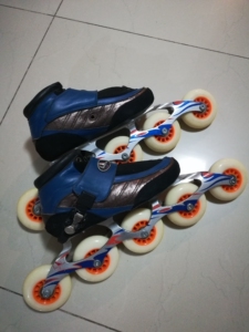 全新沈阳飞航五轮速滑鞋35码 竞速鞋 儿童成人速滑旱冰鞋 直