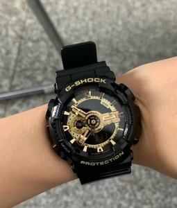 g-shock手表黑金,成色nice,低价出,抬手灯,盒子