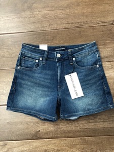 #Calvin Klein Jeans /.女装牛仔短裤，全