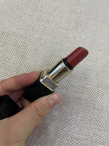 cpb05号口红 贵妇豆沙色 山茶花色