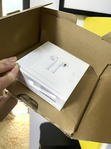 苹果官网教育优惠下单的airpods二代,纸箱外包装拆,耳机