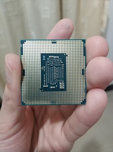 出一块自用i3-9100f,只使用了一周.从淘宝买的散片,4