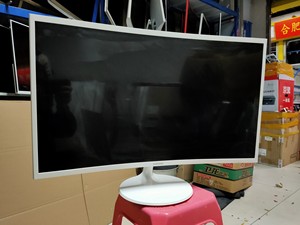 三星32寸曲面屏 三星32寸，型号C32F391FW，180