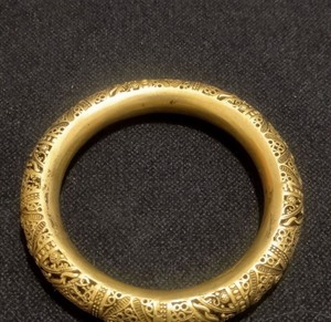 转旧货市场上收来的 黄铜镯子 古法传承手镯男女款镂空黄铜磨