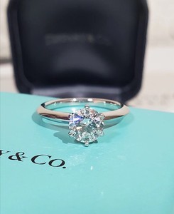 tiffany50分六爪钻戒图片