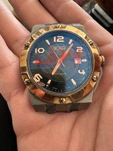 皇爵hoga手表，瑞士eta2824机芯，走时正常，成色如图