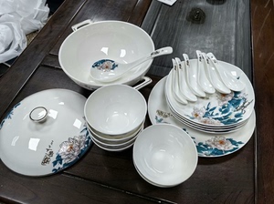 国窖 · 1573 私人精品定制餐具 ，（全新）