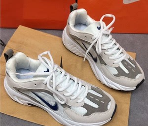 老爹鞋港风百搭鲍尔曼六代 40码,全新,仅试穿,吊牌未摘.实