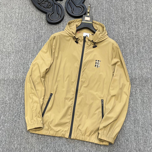 正品奢侈品burberry 巴宝莉男士连帽皮肤衣防晒外套潮男