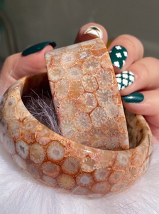 闭口红冰玻璃花爆闪纯天然印尼珊瑚玉手镯套镯