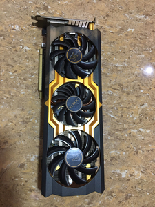 蓝宝石r9 270x毒药 2g独立显卡,跑分十万多.6 6p