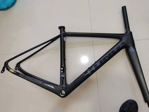 全新攻队kung公路车川普trump车架组,圈刹46码,配件