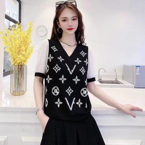 卡馨丽玛2022新款夏款时尚百搭重工烫钻印花v领短袖t恤女5