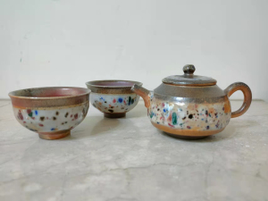 台湾作家王文玉柴烧岩矿一壶2杯俪人组