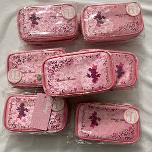 瑕疵全新迪士尼米老鼠笔袋化妆包收纳包,漆皮会掉,可以把漆皮全